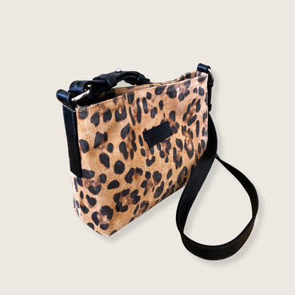 Cartera Estela Leo